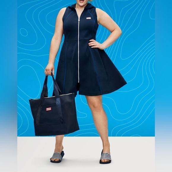 Hunter for Target Dresses & Skirts - Hunter X Target full zip flared blue hooded mini casual Trendy polyester dress S